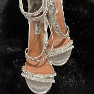 Steve Madden Size 7 Sparkly Heals Worn Twice